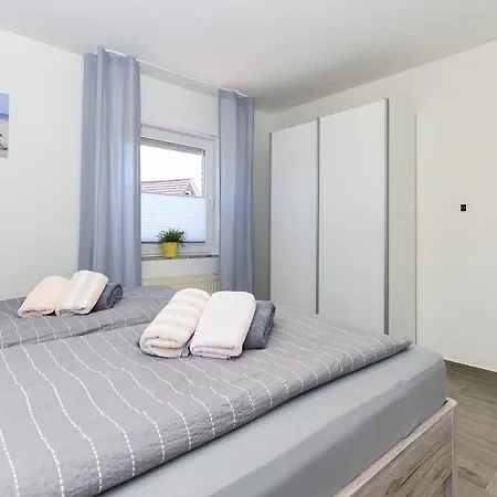Appartement Ferienwohnung Robbe Im Haus Nordstrand Esens