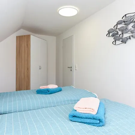 Ferienwohnung Robbe Im Haus Nordstrand Appartement Esens